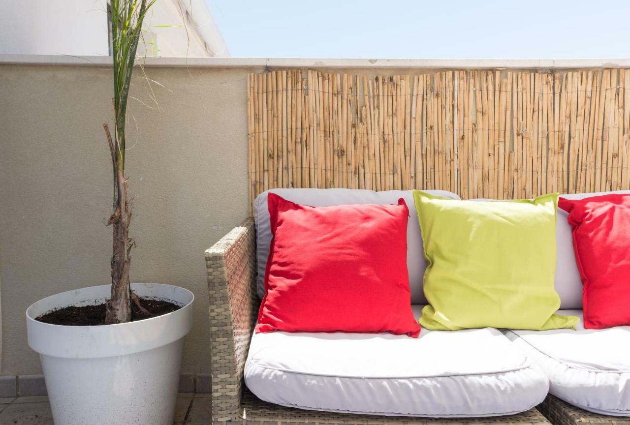 Ma1A-Apt With Rooftops With Palms Close To Old Town Malaga Exterior photo